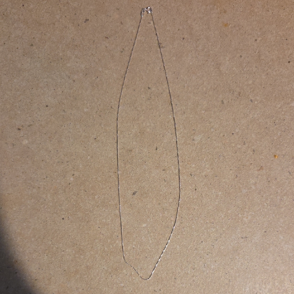 Amazon Essentials Sterling Silver Necklace
